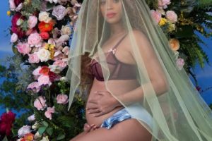 Beyoncé pregnancy post gains almost 10 million likes on Instagram