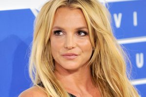 Britney Spears Health  She may never perform again  Manager Larry Rudolph