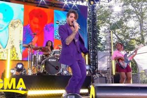 Adam Lambert sings  Another One Bites the Dust  on GMA