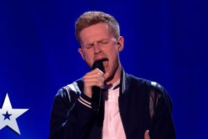 BGT 2019 Final  Mark McMullan sings  She Used to be Mine