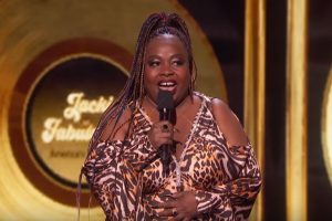 AGT 2019  Jackie Fabulous comedy on weight loss  dating  Semifinals