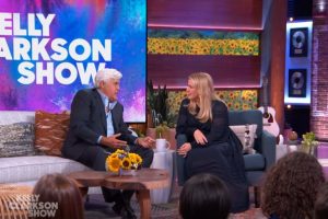 Jay Leno gives Kelly Clarkson advice on hosting a TV show