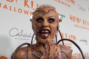Heidi Klum Halloween 2019 costume  watch how it was made