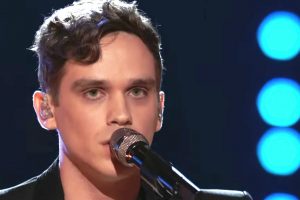 The Voice 2019  Max Boyle sings  Falling Slowly   Live Playoffs