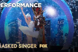 The Masked Singer 2019: Fox sings “This Christmas” (Week 9)