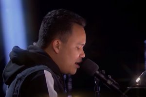 AGT Champions 2020  Kodi Lee sings  Sign of the Times