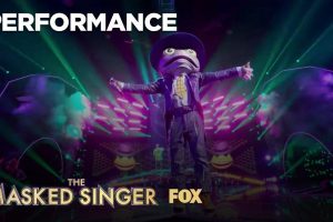 The Masked Singer 2020  Frog sings  Jump   Season 3