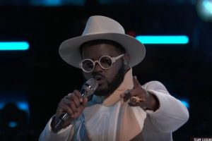 John Holiday The Voice Live Playoffs 2020  Fly Me to the Moon