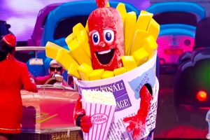Sausage The Masked Singer UK 2021 Finale  I Wanna Dance with Somebody  Who Loves Me
