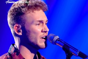 Hunter Metts American Idol 2021  I Can t Make You Love Me  Bonnie Raitt  Season 19 Top 12 Live Reveal