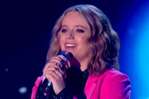 Leah Marlene American Idol 2022  Separate Ways  Worlds Apart   Journey  Season 20 Top 5