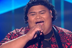 Iam Tongi American Idol 2023 Finale  Making Memories of Us  Keith Urban  Season 21