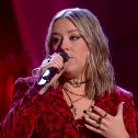Dani Stacy The Voice 2024 Knockouts “Jaded” Miley Cyrus, Season 25